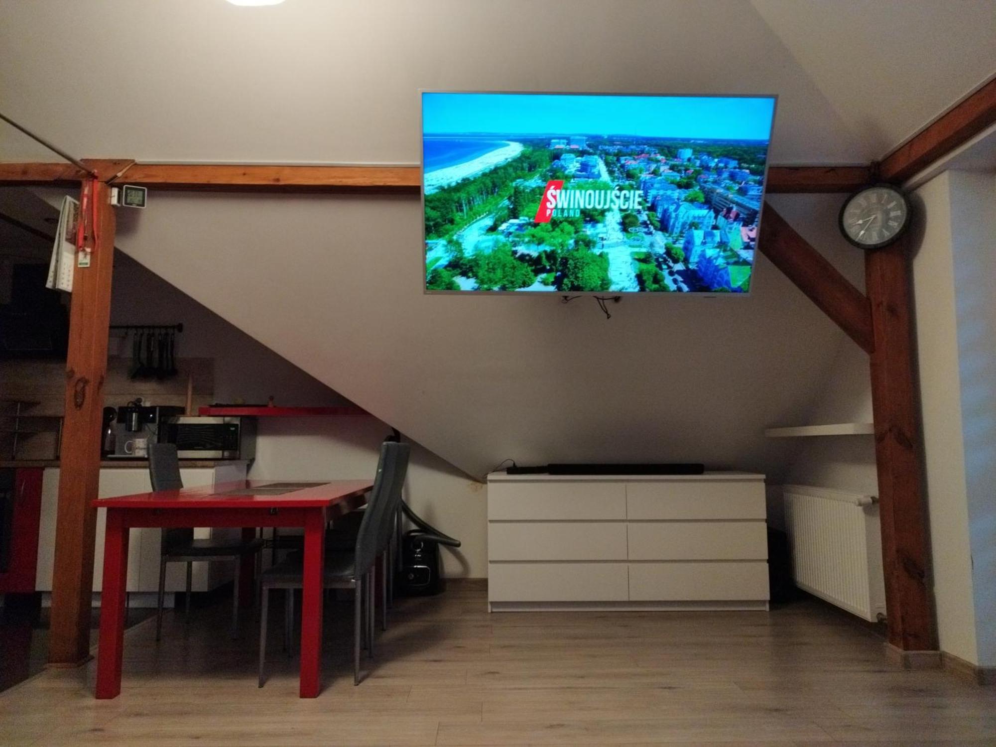 Apartament Przy Wiezy 슈비노우이스쳬 외부 사진