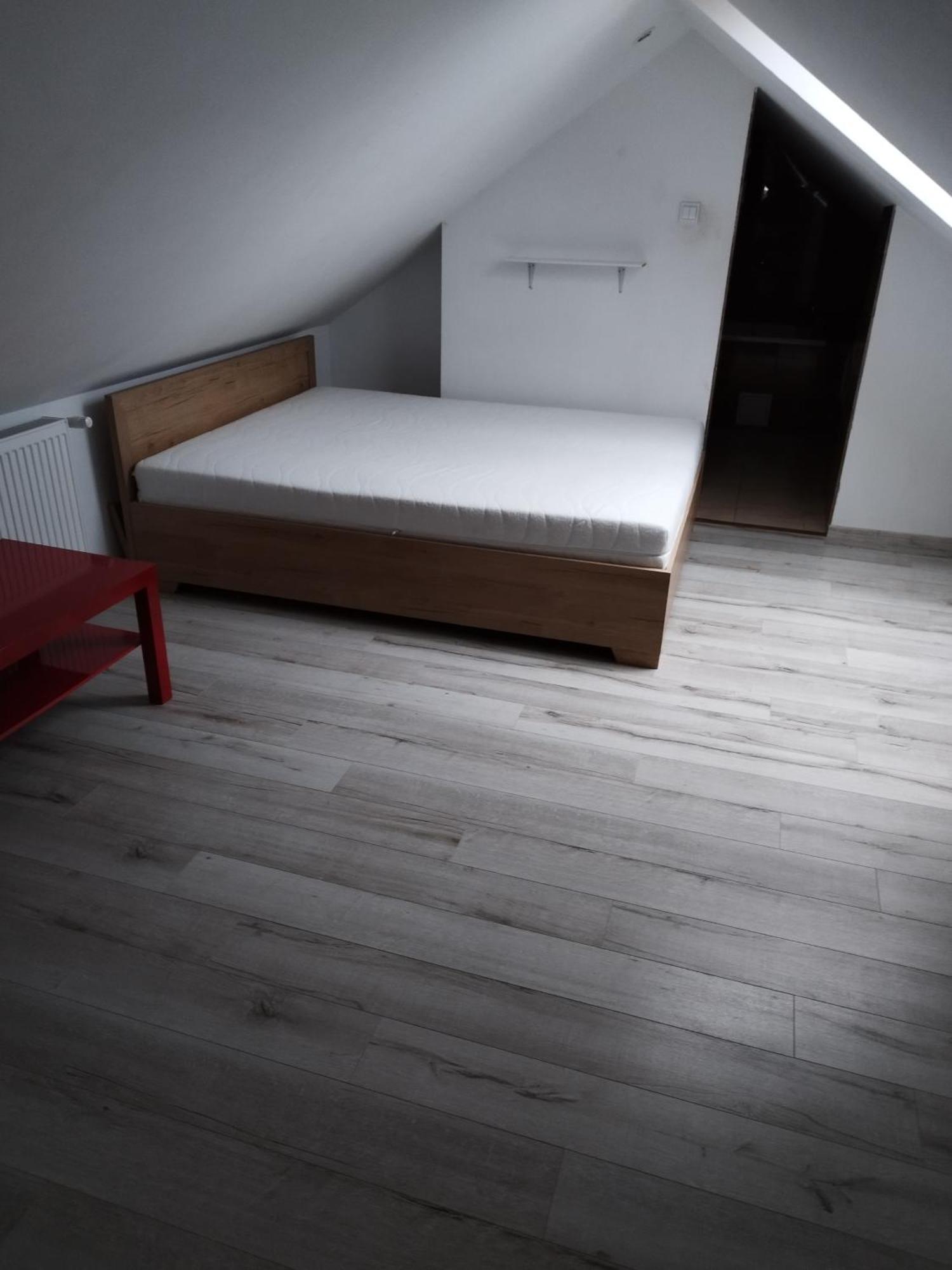 Apartament Przy Wiezy 슈비노우이스쳬 외부 사진