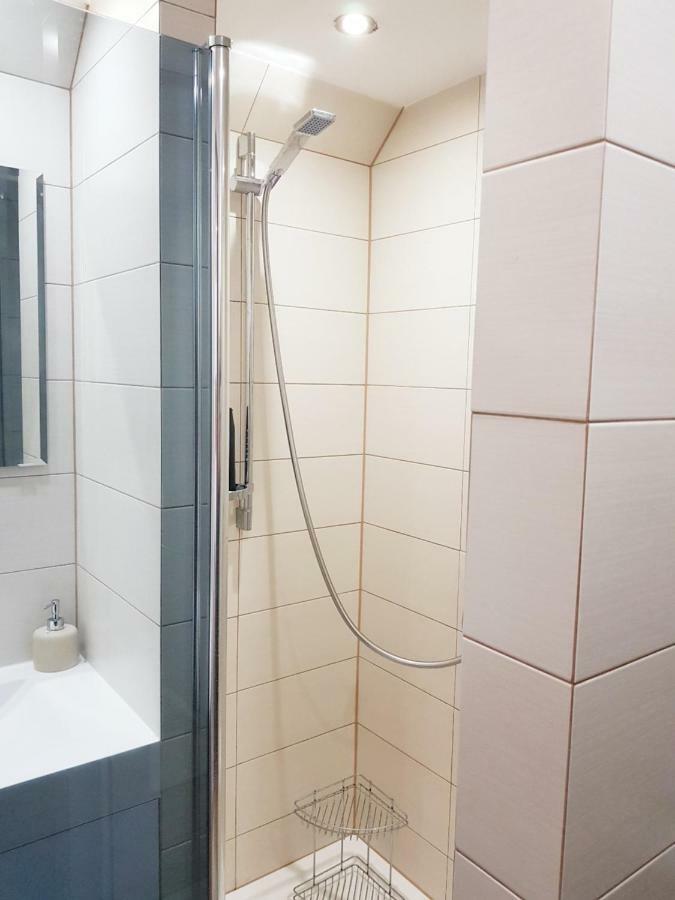 Apartament Przy Wiezy 슈비노우이스쳬 외부 사진